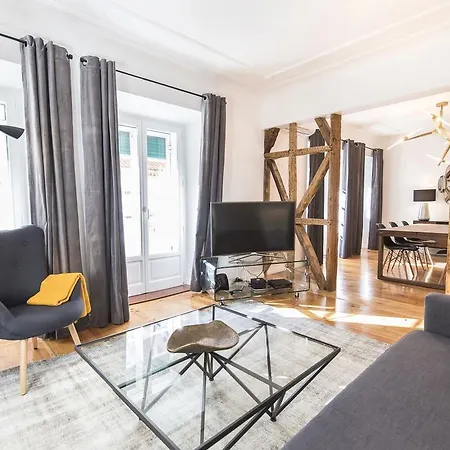 Lovelystay - Liberdade Unique Style! דירה